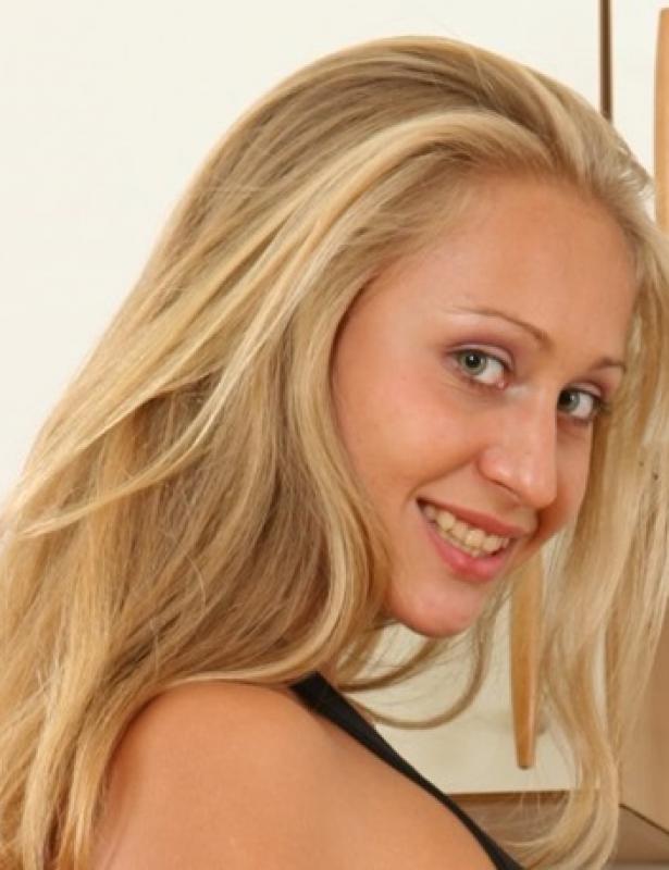 BBC Snowbunny Jeannie